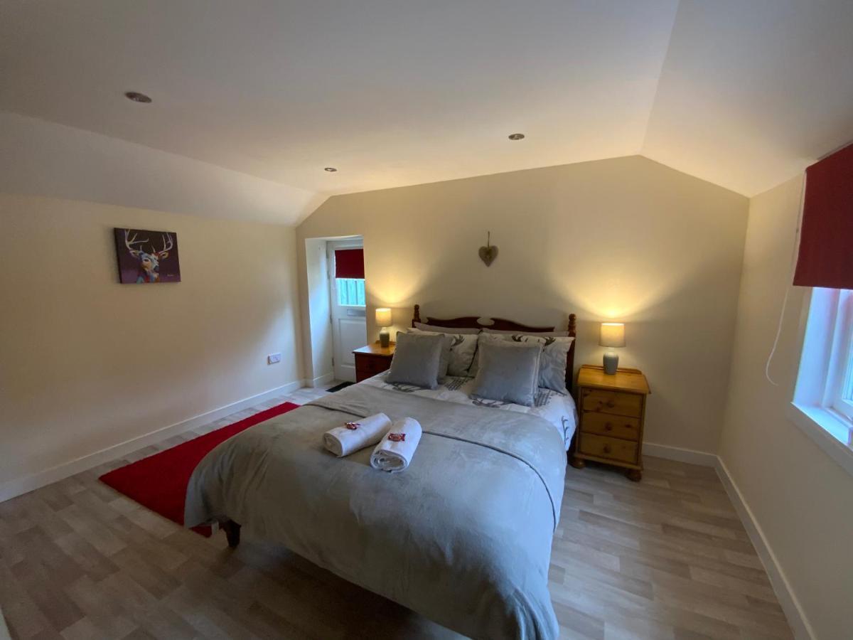 Deeside Snugs Apartments Kincardine O'Neil Bagian luar foto